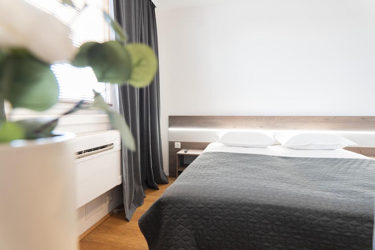 Hotel Triester Bécs Kültér fotó